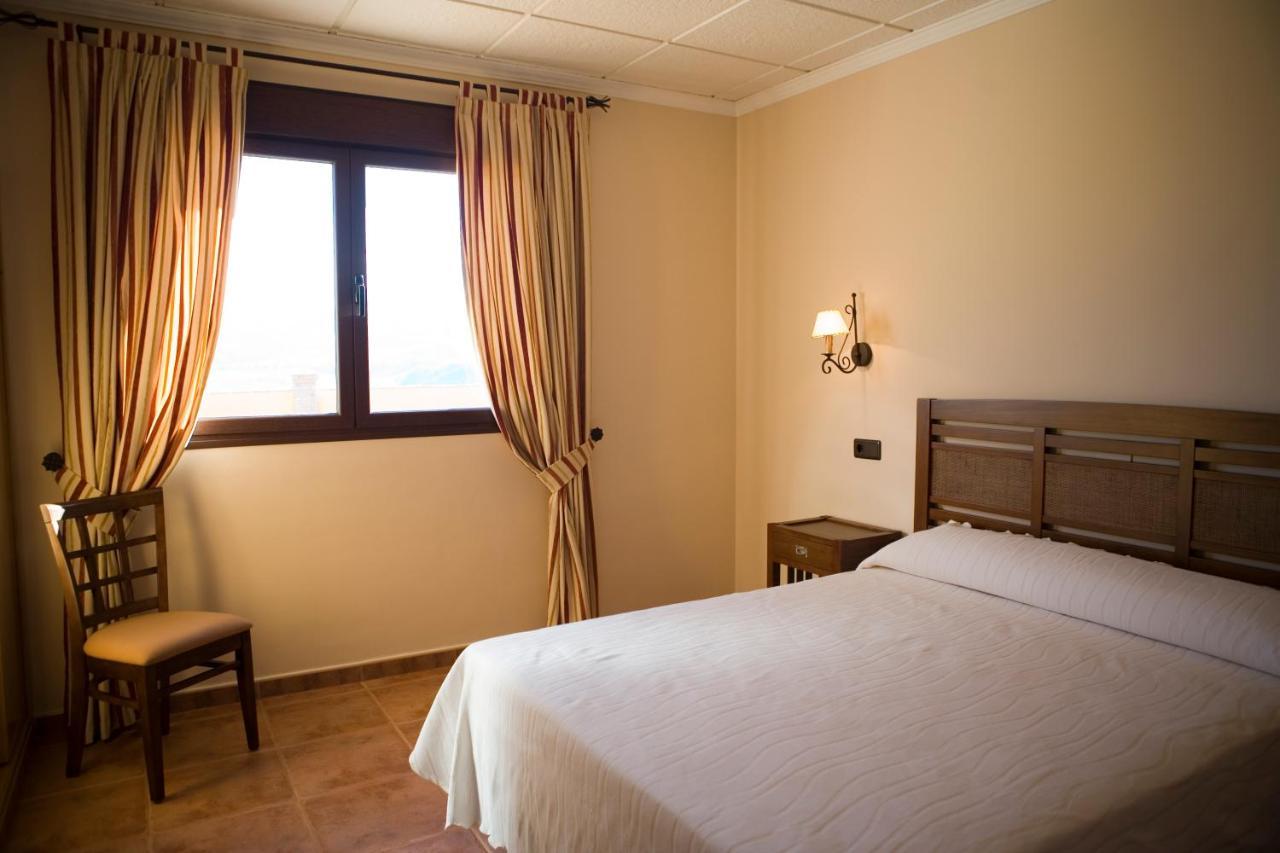 Hotel-Restaurante Cerrillo San Marcos Diezma Dış mekan fotoğraf
