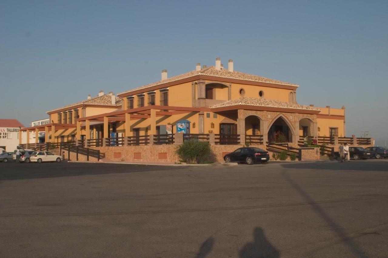 Hotel-Restaurante Cerrillo San Marcos Diezma Dış mekan fotoğraf