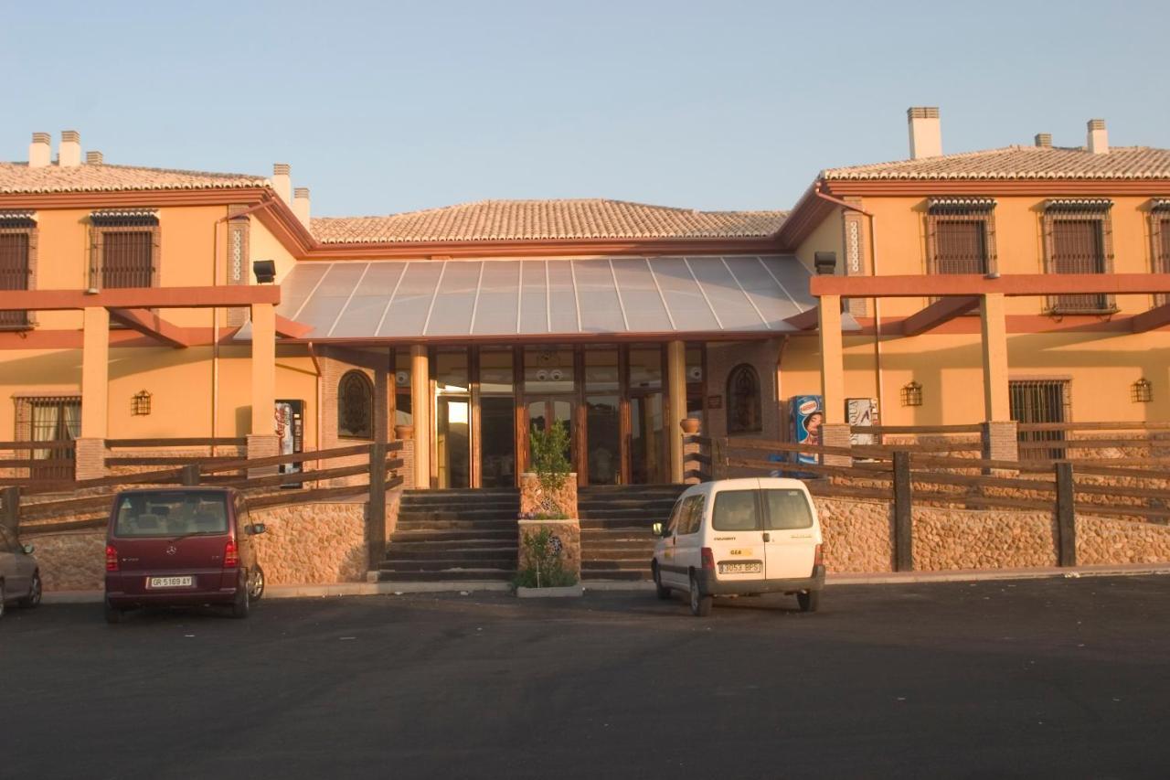 Hotel-Restaurante Cerrillo San Marcos Diezma Dış mekan fotoğraf