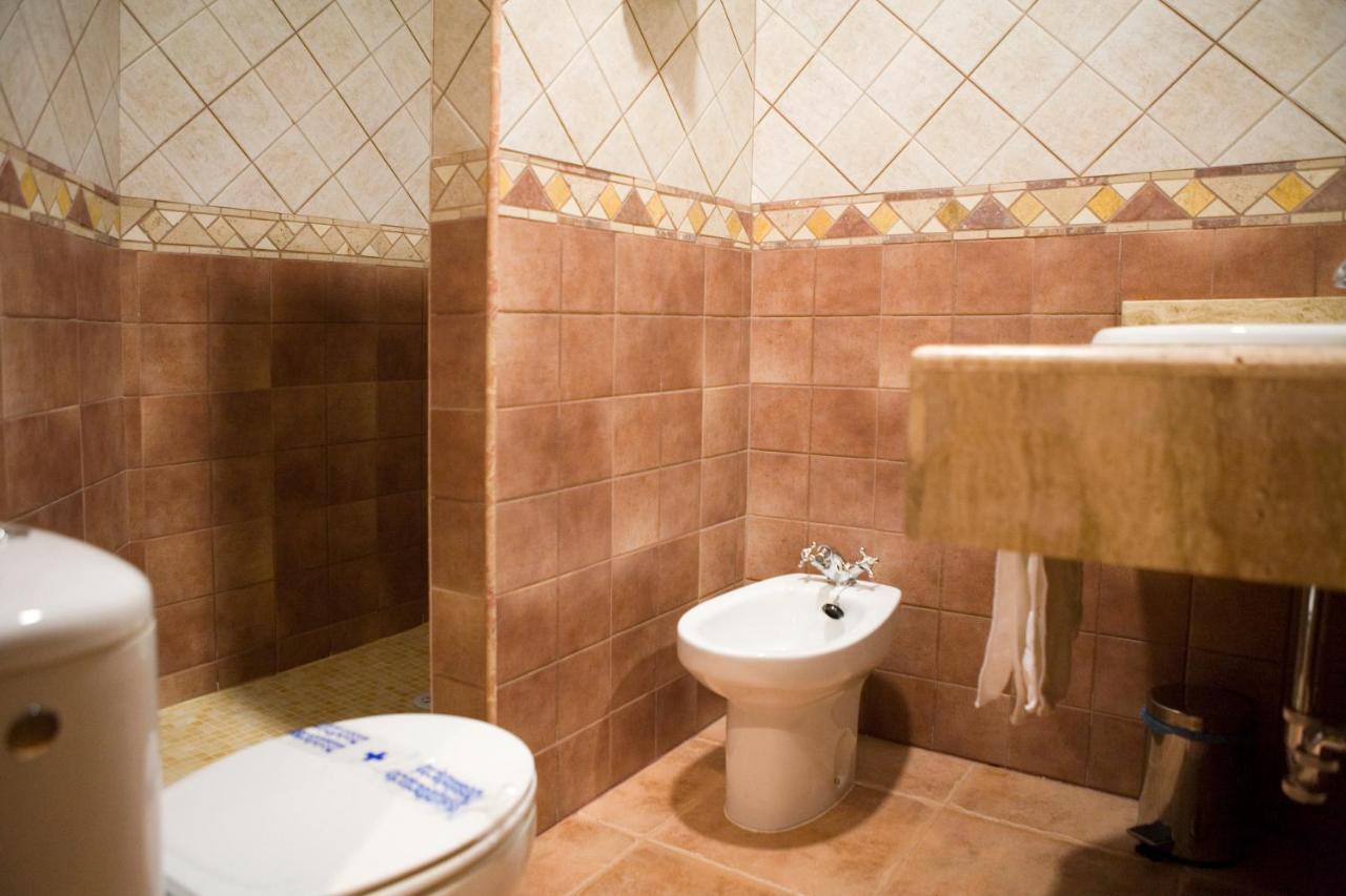 Hotel-Restaurante Cerrillo San Marcos Diezma Dış mekan fotoğraf
